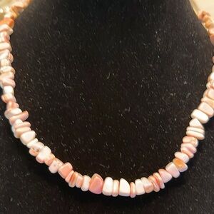 Elegant Pink Conch Beaded Necklace